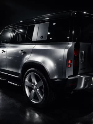 LAND ROVER DÉFENDER