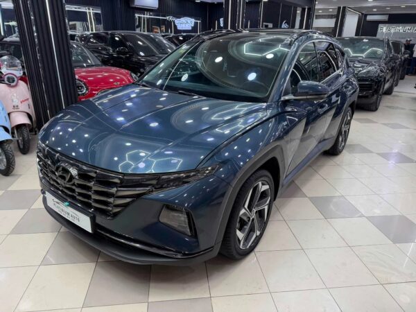 HYUNDAI TUCSON HYBRIDE