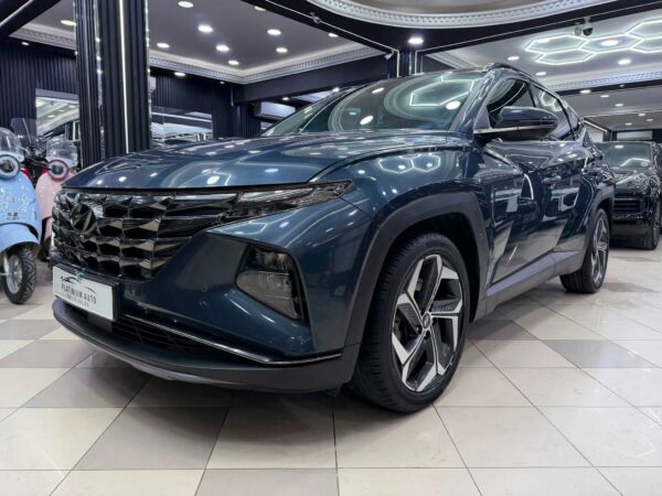 HYUNDAI TUCSON HYBRIDE