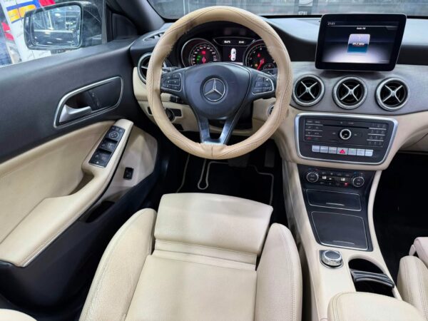Mercedes CLA 180