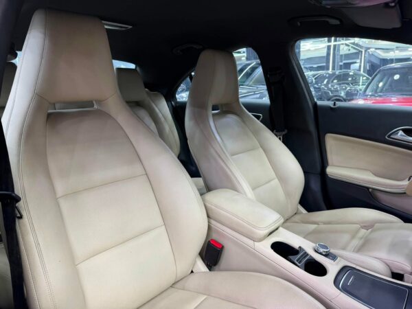 Mercedes CLA 180