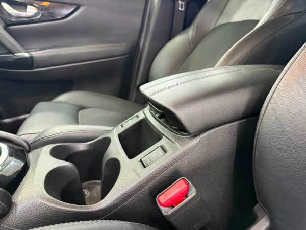 NISSAN Qachqai tecna+ TU214