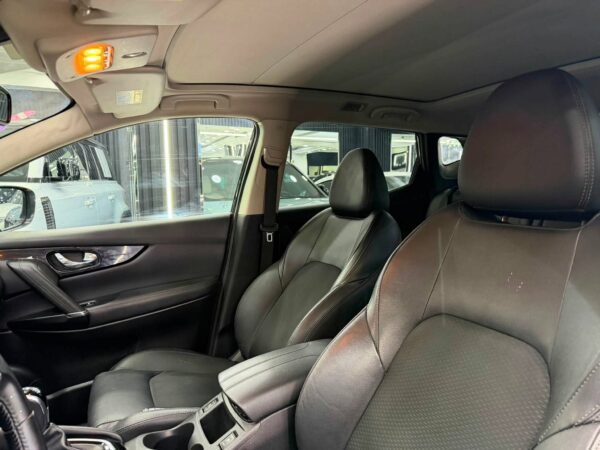 NISSAN Qachqai tecna+ TU214
